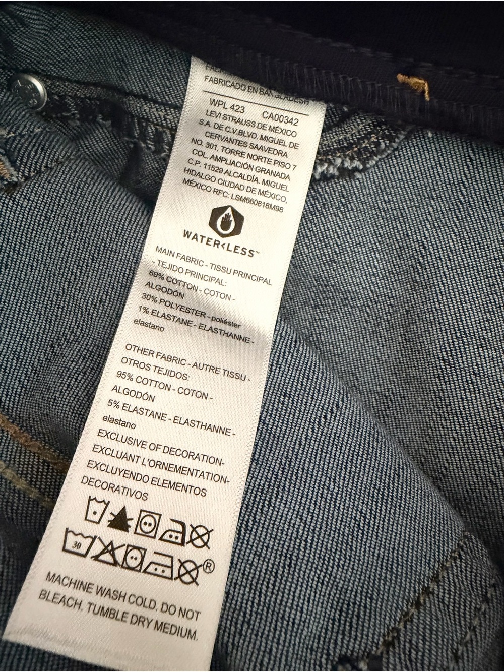 Signature By Levi Strauss Baby Bump Skinny Jeans Dark Wash Maternity Size XS NWT - Picture 6 of 7